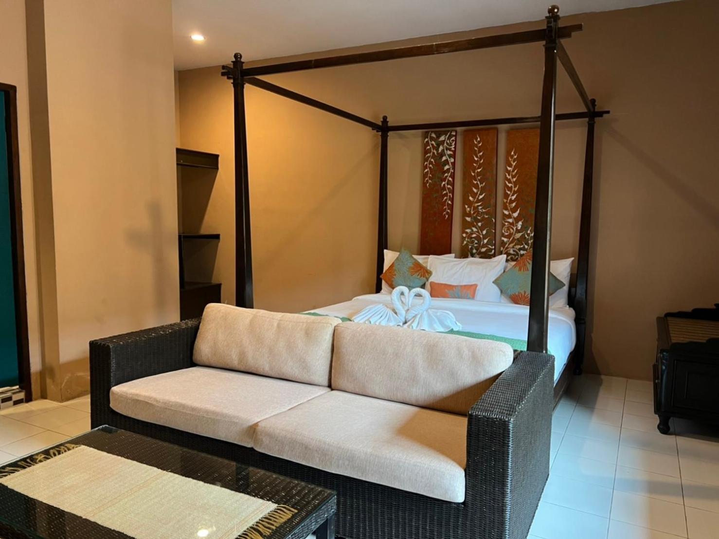 Phuket Siam Villas - Sha Plus Chalong Oda fotoğraf